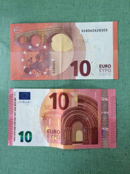 10€ euros Bank notes  1000€ for  10000€ - Image 2