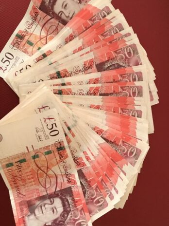 50£ pounds bank note   500€ for 5000€ bank note