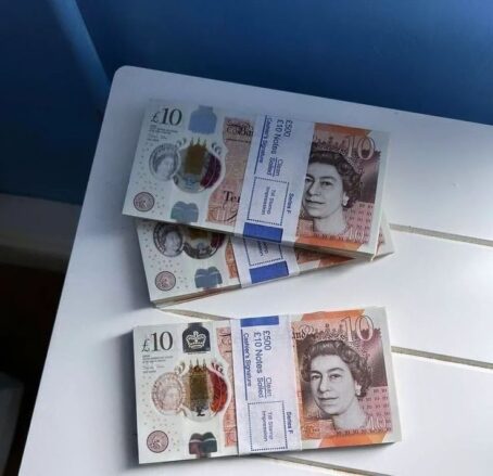 10£  Pounds  Bank Note      300€ for 3000€ Bank Notes