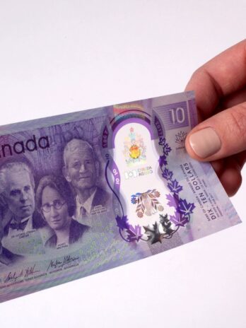 10$  Canada  Dollars Banknotes 1000€ for  15000€ bank note