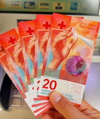 20CHF Swiss Franc bank note   500€ for 5000€ bank notes
