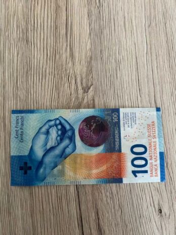 100CHF Swiss Franc bank note   500€ for 5000€ bank notes