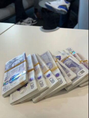20£ pounds banknote  1000€ for  10000€ banknote
