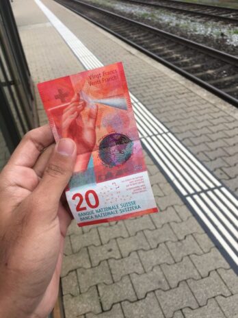 20CHF Swiss Franc bank note   500€ for 5000€ bank notes